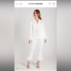 NWOT Nadine Merabi Darcie Feather Set